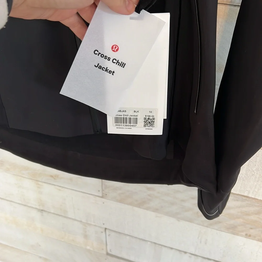 lululemon athletica Black Jacket - Picture 2 of 6